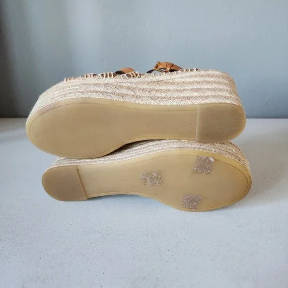 Tory Burch Wedge "EUC" - Picture 11 of 16